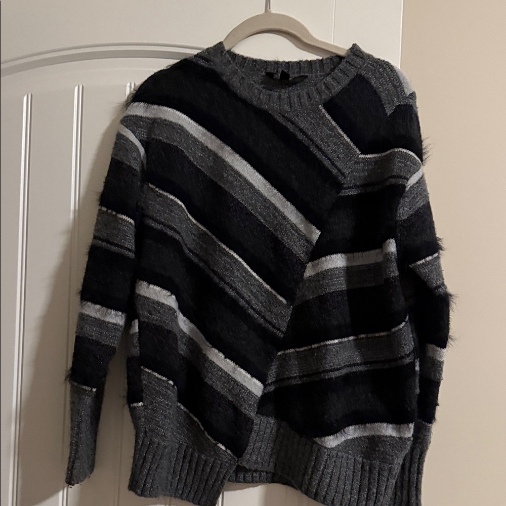Simply Vera Vera Wang Black and Gray Striped Sweater